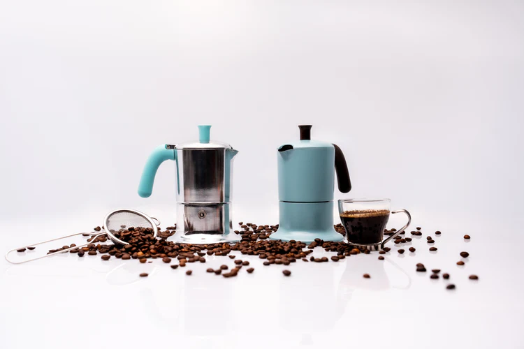 Caffettiera “Angelina Made in Italy” – Moka Adatta a Induzione 6 tazze - immagine 4