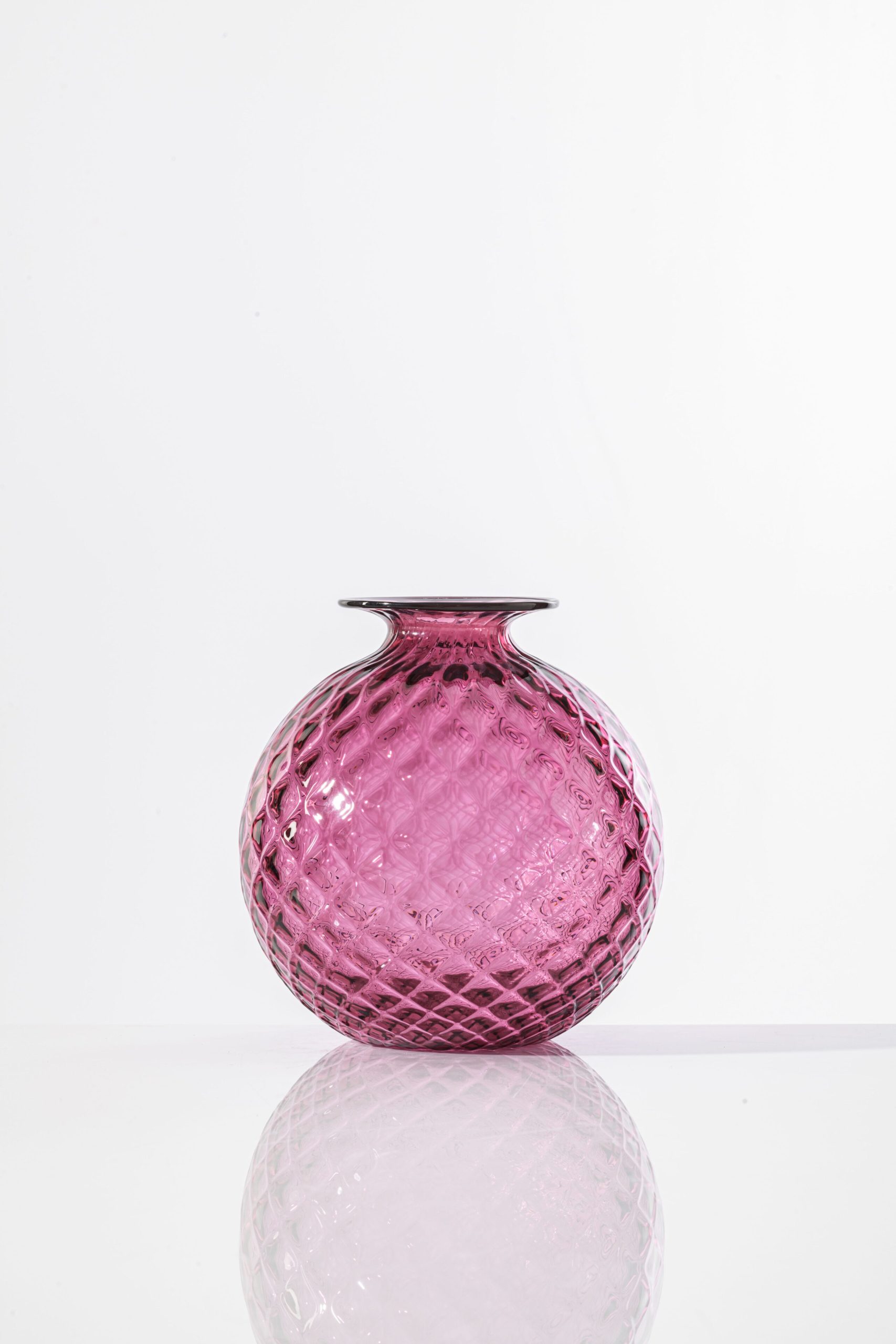 Venini Vaso Monofiore Balloton Magenta Filo Rosso H20,5 cm - immagine 2