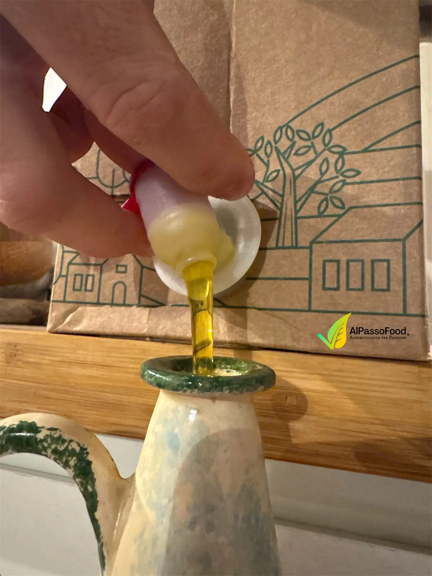 Olio Extra Vergine di Oliva Novello Macinato a Pietra 2024 - immagine 4