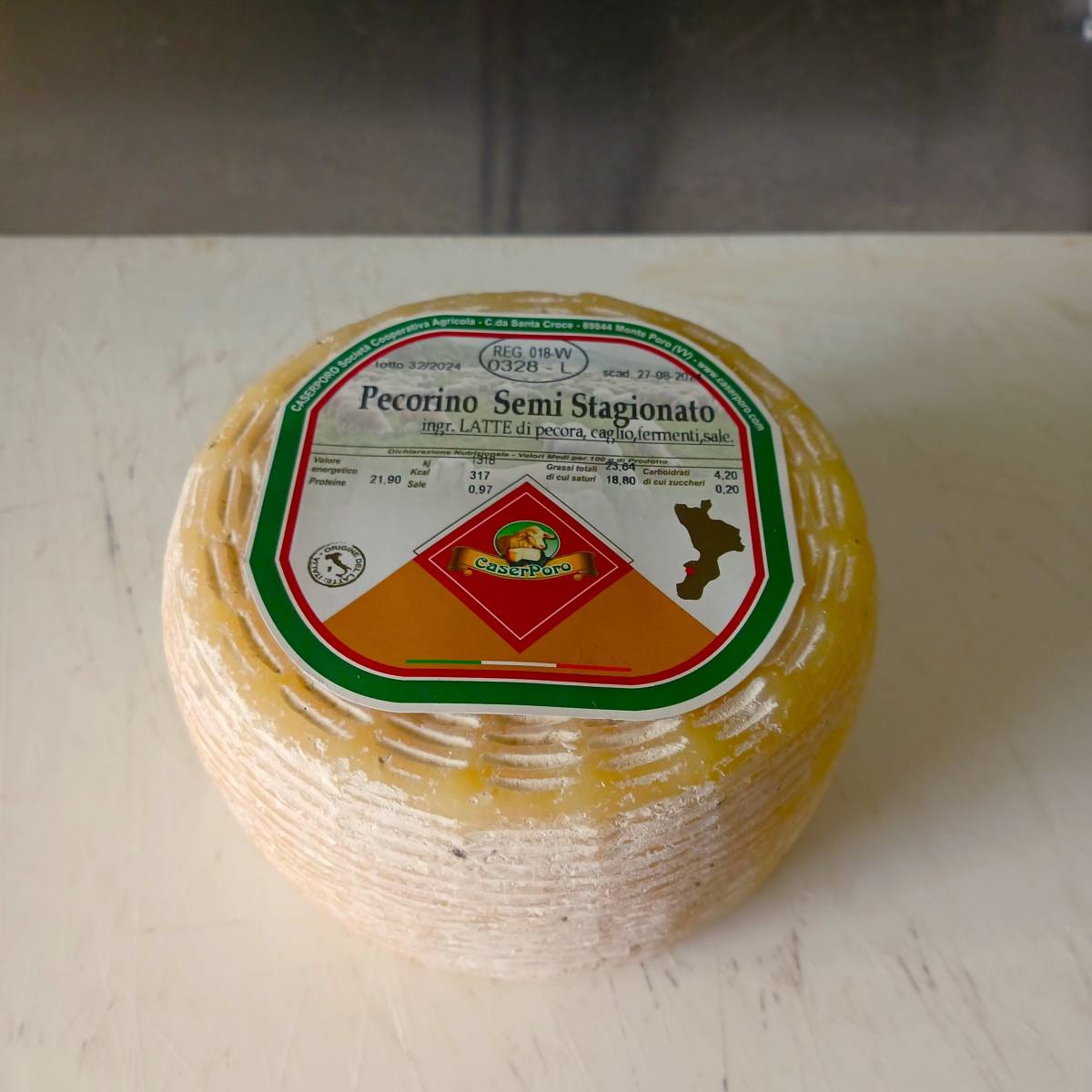 Pecorino Semi Stagionato CaserPoro